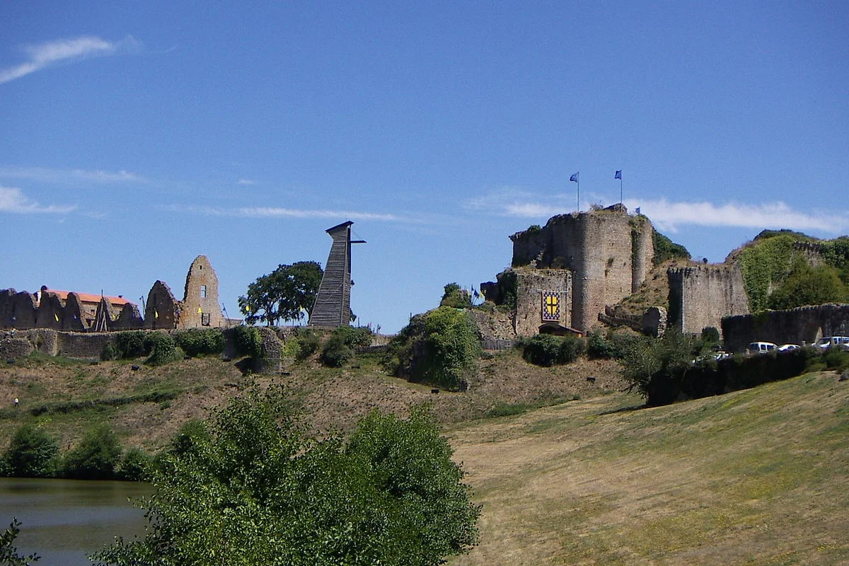 Château de Tiffauges
