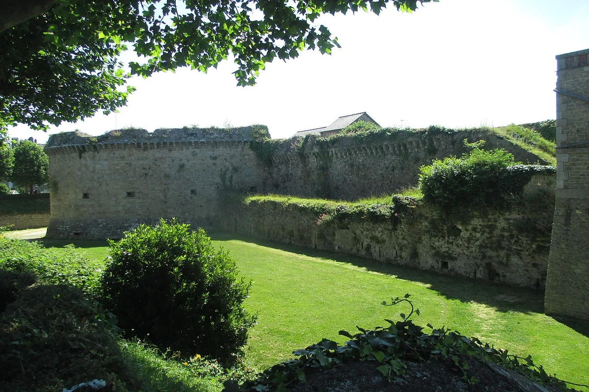 Enceinte de Dinan