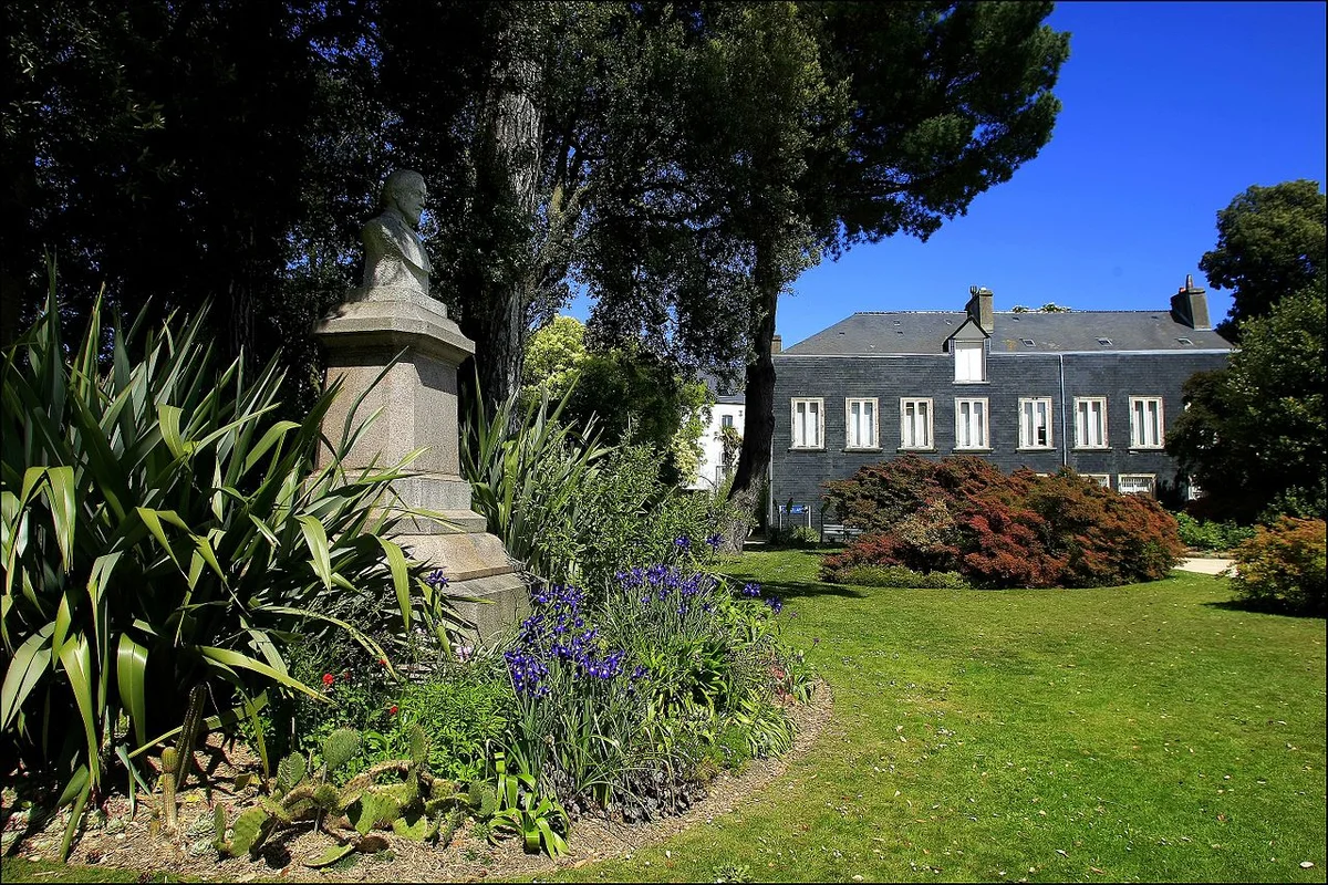 Parc Emmanuel Liais