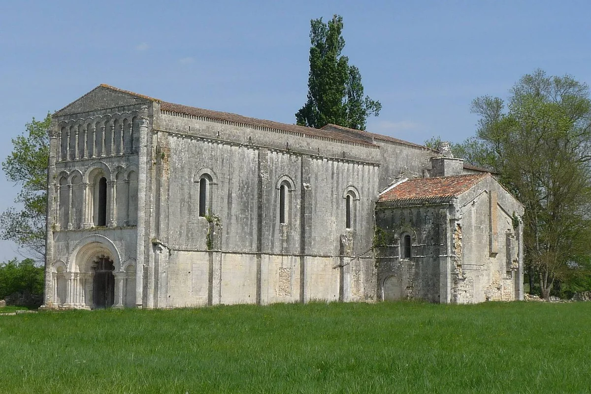 Abbaye de Châtre
