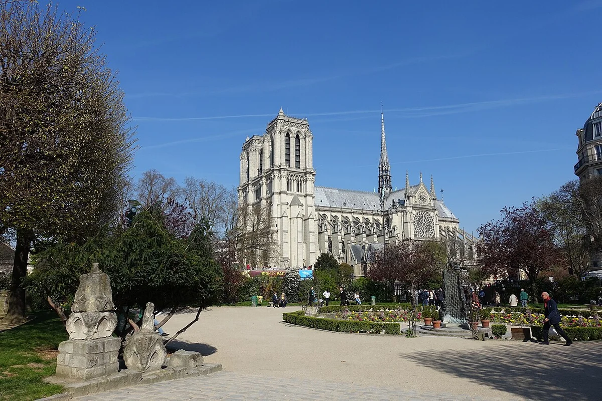 Square René-Viviani